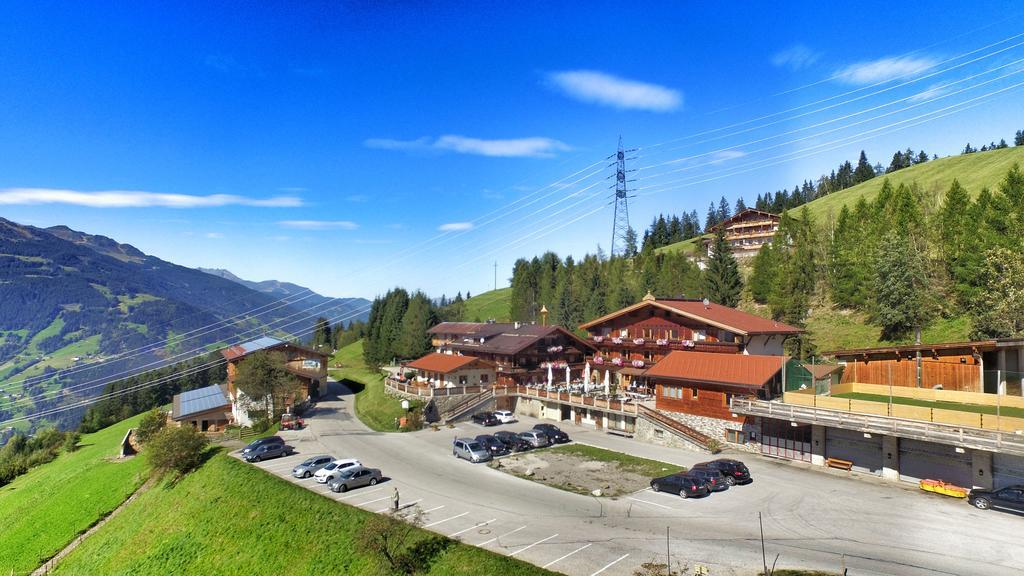 Alpengasthof Enzianhof Zell am Ziller Exterior photo